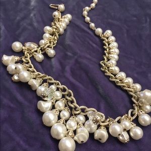Vintage faux pearl cluster necklace
